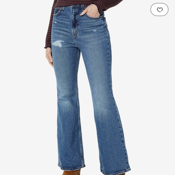 LEVIS PREMIUM 70’s high flare jeans in size 29x32. NWT! Perfect addition to fall - Picture 4 of 15